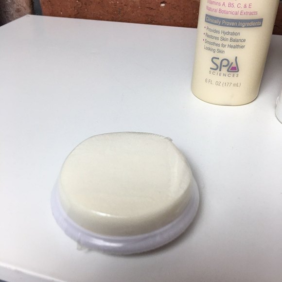 Spa Sciences Exfoliation Cream, Body Lotion & Soft Sponge Refill - Picture 11 of 11